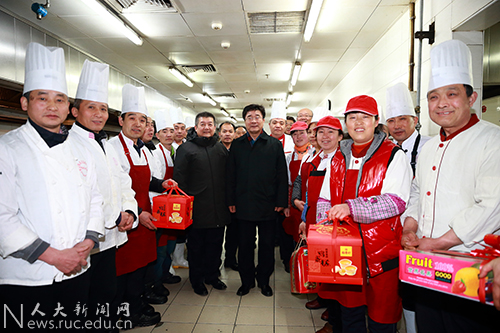 http://news.ruc.edu.cn/wp-content/uploads/2018/02/x-中区食堂.jpg